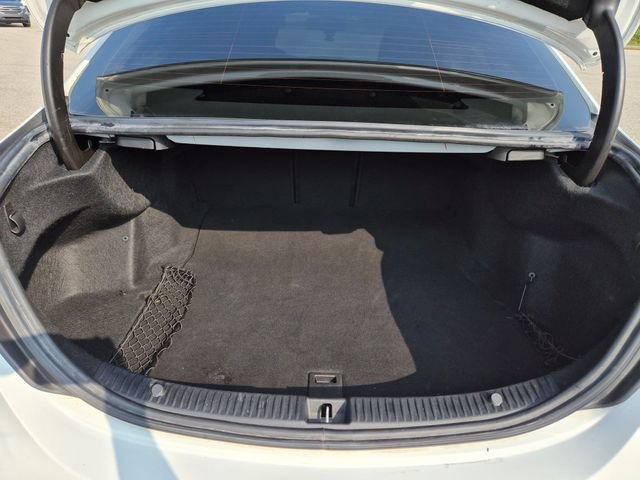 Used 2015 Mercedes-Benz C 300 4MATIC Sedan image 12