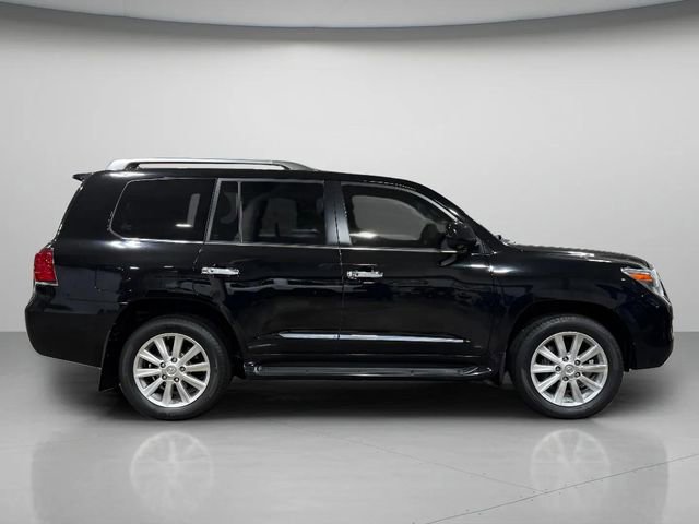 Used 2011 Lexus LX 570 4WD image 2
