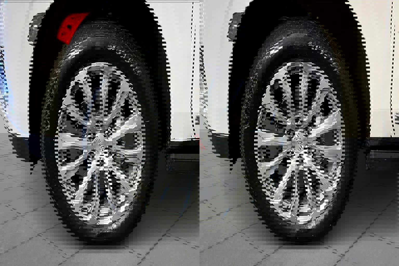 Certified 2023 GMC Yukon XL Denali image 10