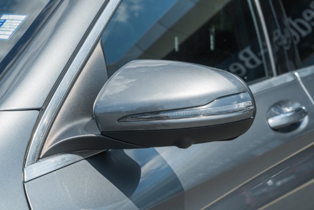 Used 2019 Mercedes-Benz GLC 300 4MATIC image 15