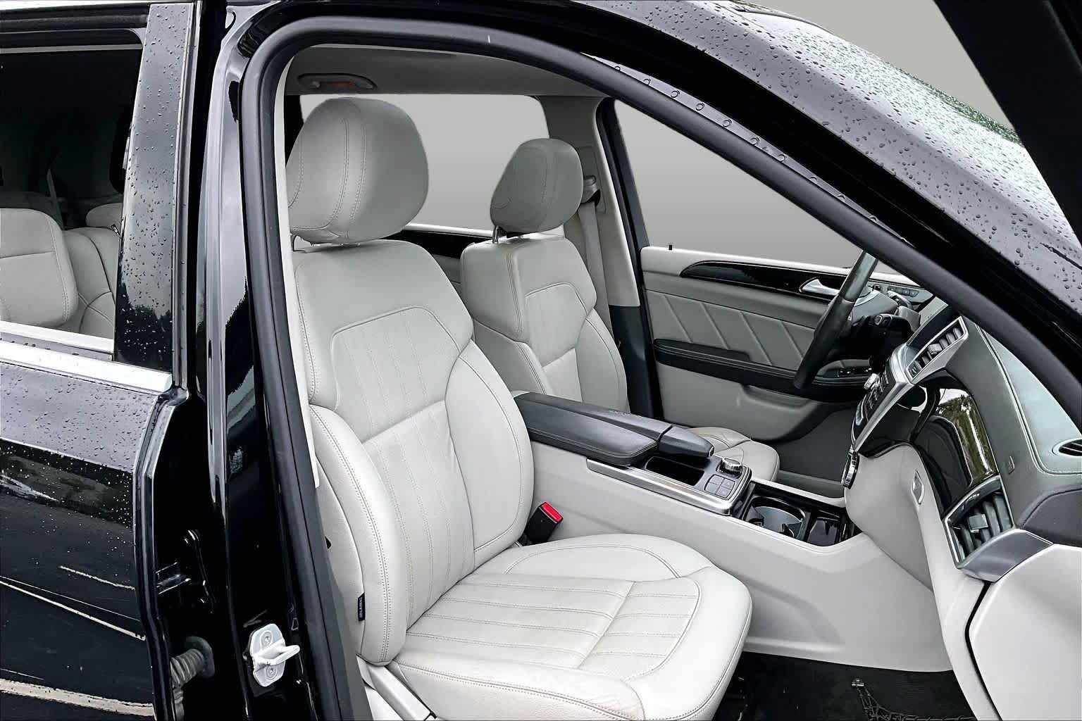 Used 2015 Mercedes-Benz GL 450 4MATIC image 9