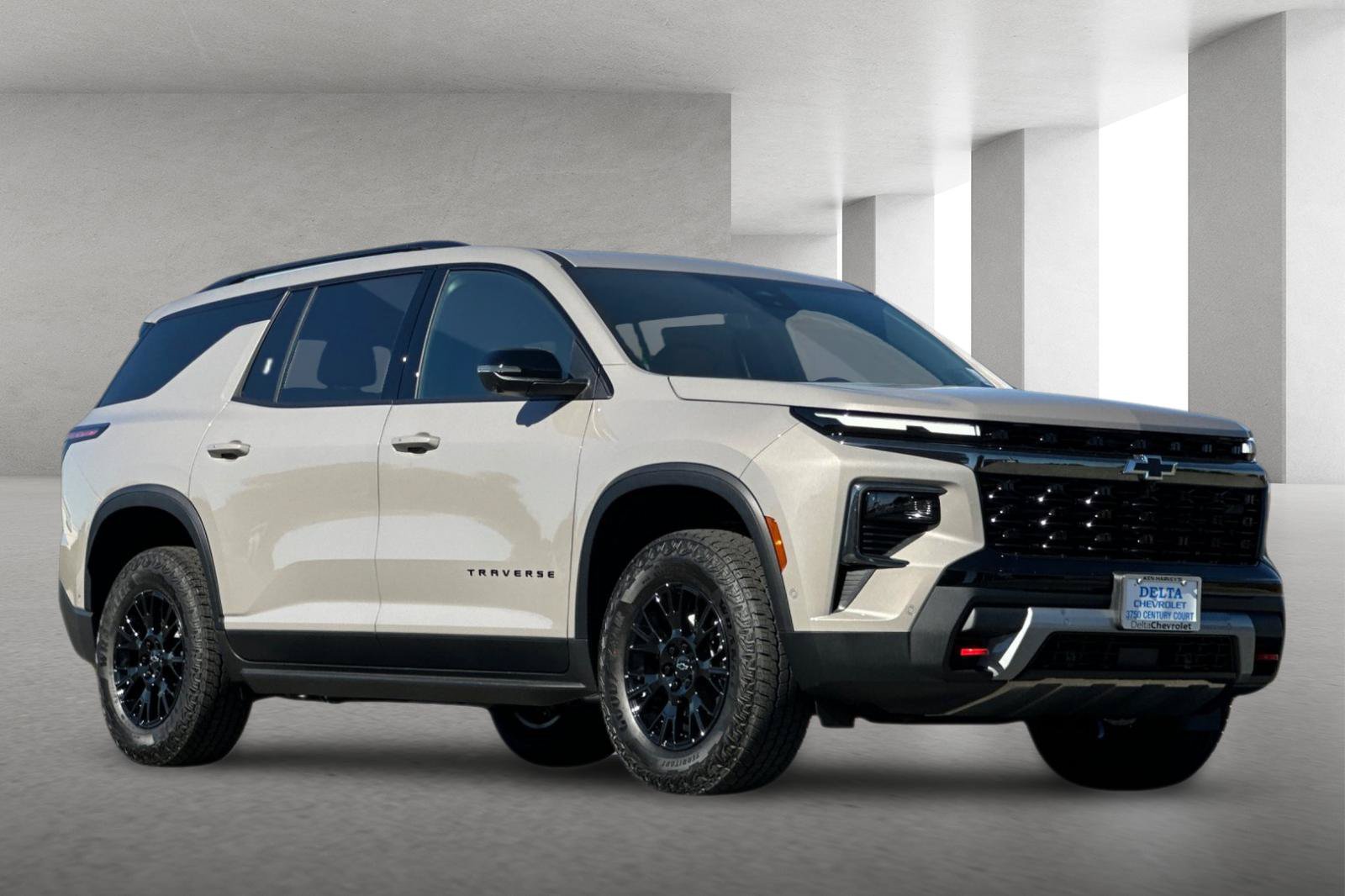 New 2027 Chevrolet Traverse Z71 w/ Enhanced Driving Package AWD/4WD image 2