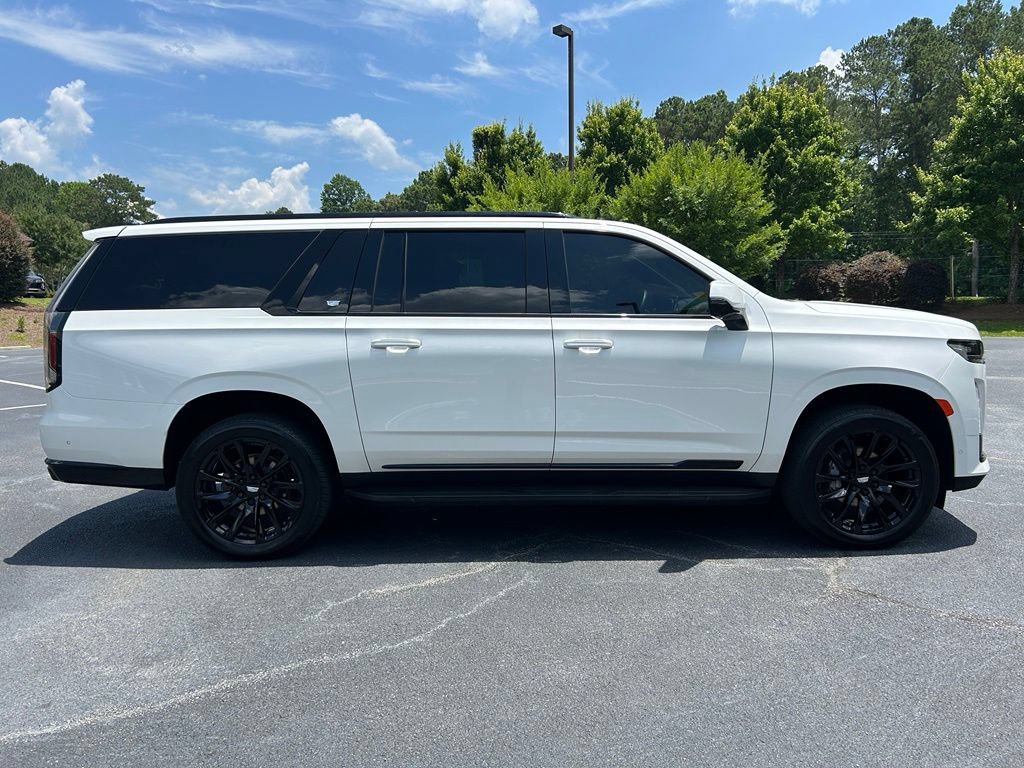 Used 2024 Cadillac Escalade ESV Sport w/ LPO, ONYX Package AWD/4WD image 26
