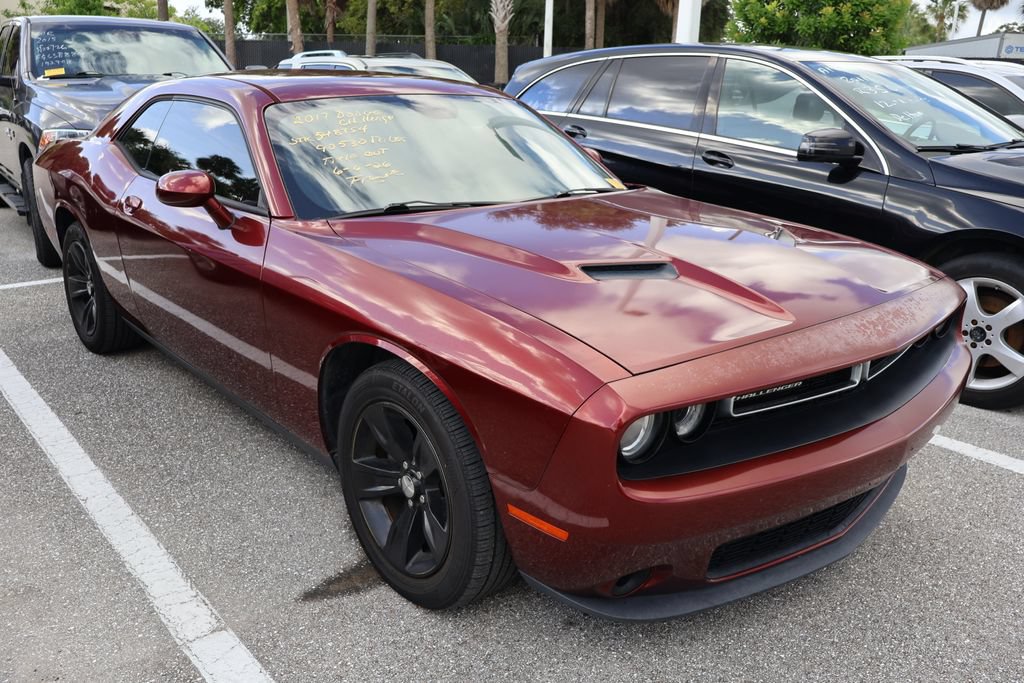 Used 2017 Dodge Challenger SXT RWD image 6