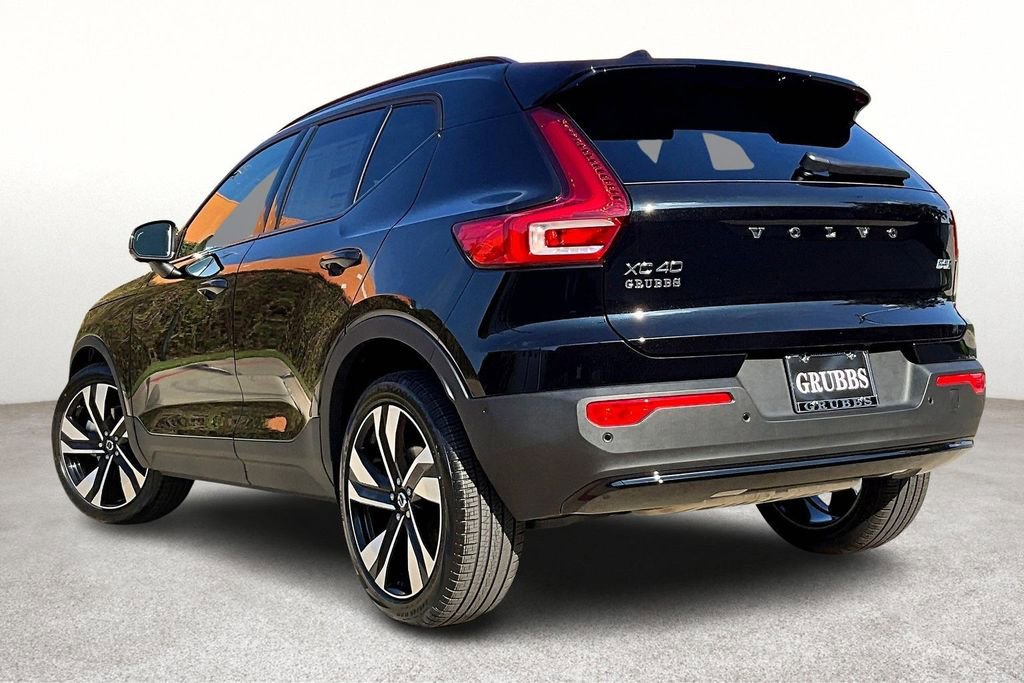 New 2026 Volvo XC40 B5 Ultra w/ Protection Package Premier AWD/4WD image 4