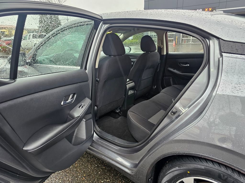 Used 2020 Nissan Sentra SV w/ Electronics Package FWD image 12