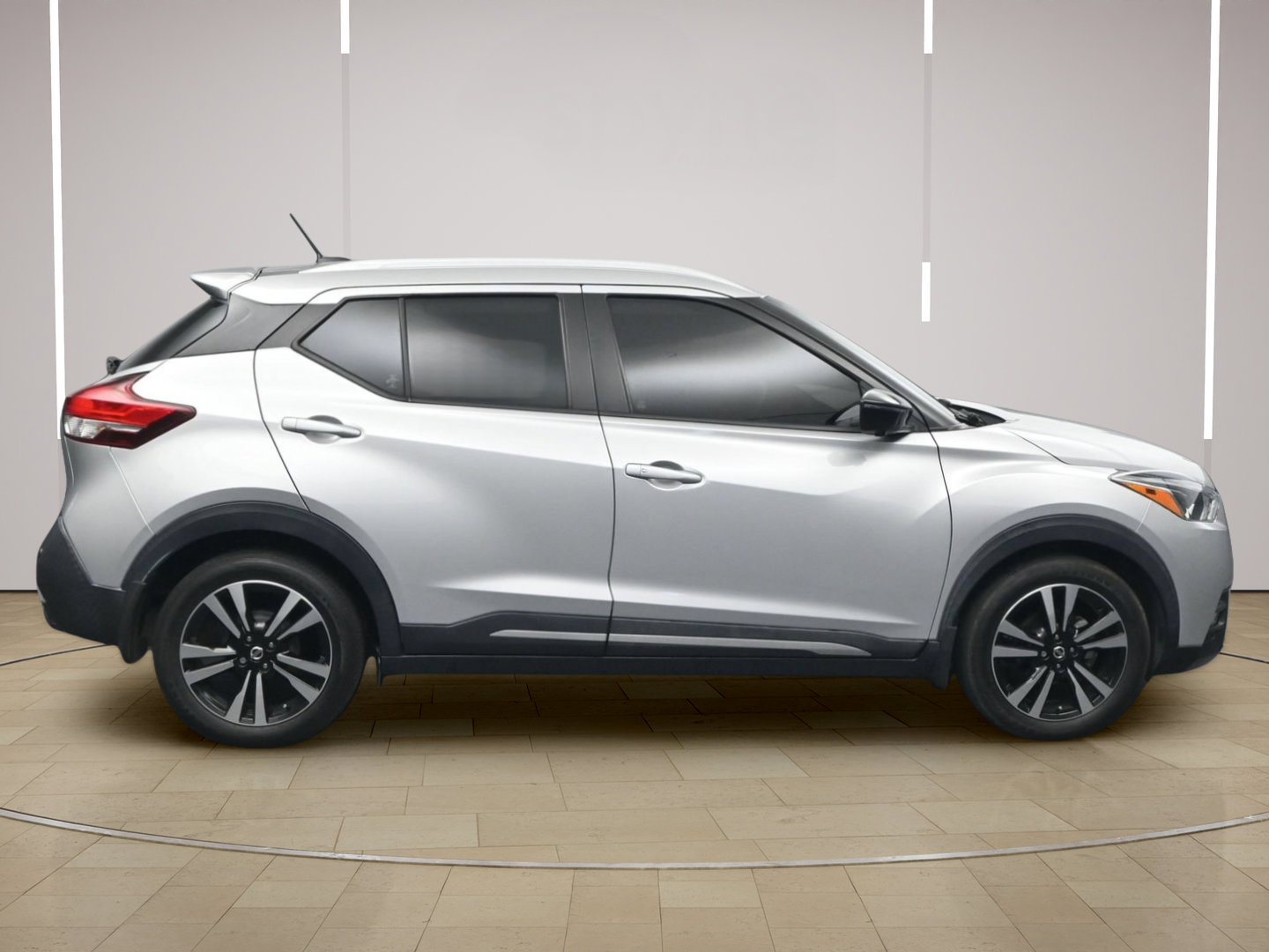 Certified 2020 Nissan Kicks SR w/ SR Premium Package FWD image 8