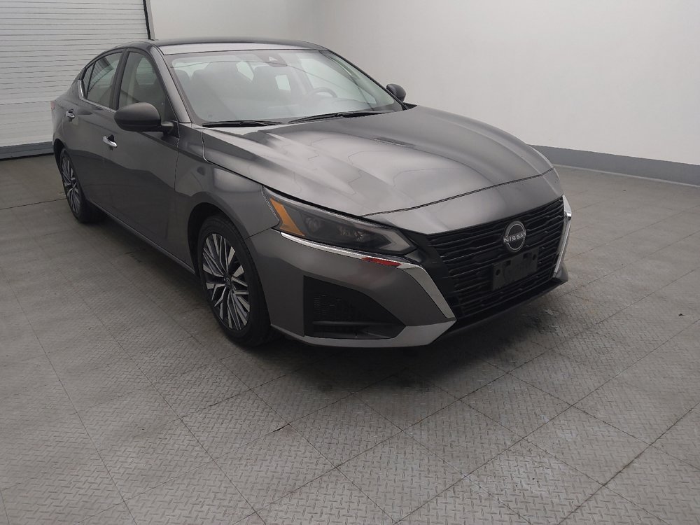 Used 2024 Nissan Altima 2.5 SV image 13