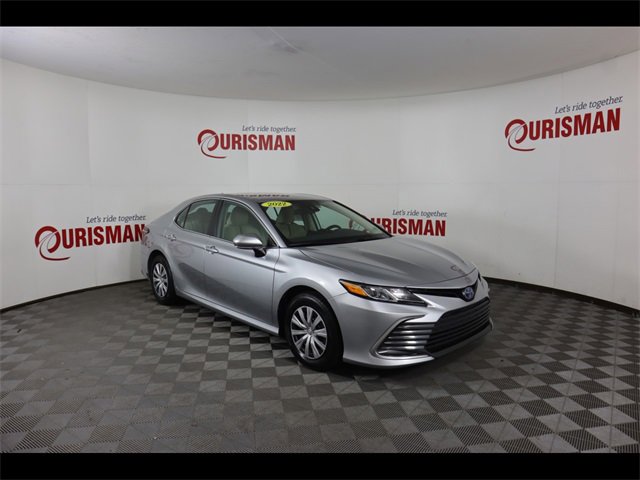 Used 2022 Toyota Camry LE image 9