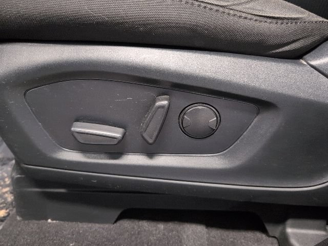 Certified 2023 Ford Explorer XLT AWD/4WD image 12