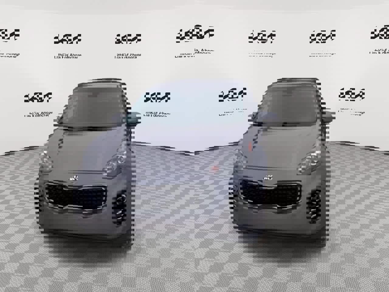 Used 2018 Kia Sportage LX image 3