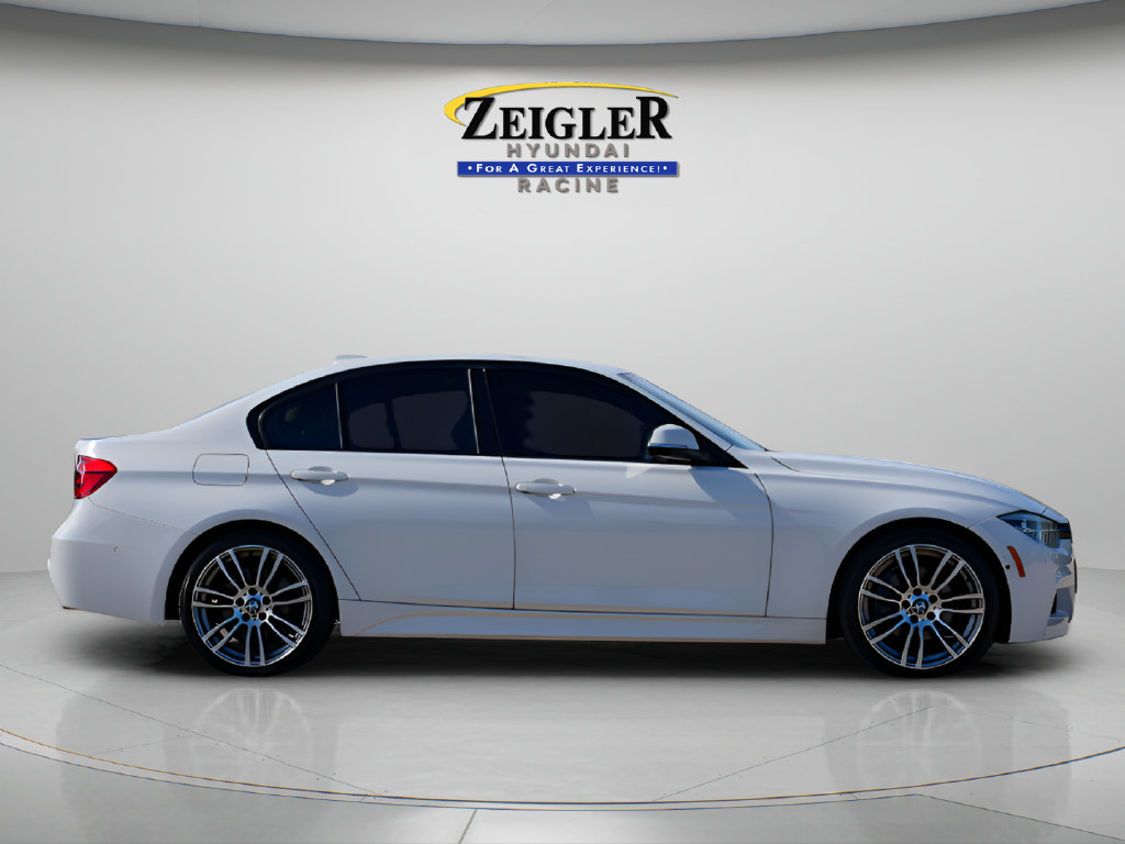 Used 2016 BMW 340i xDrive Sedan AWD/4WD image 8