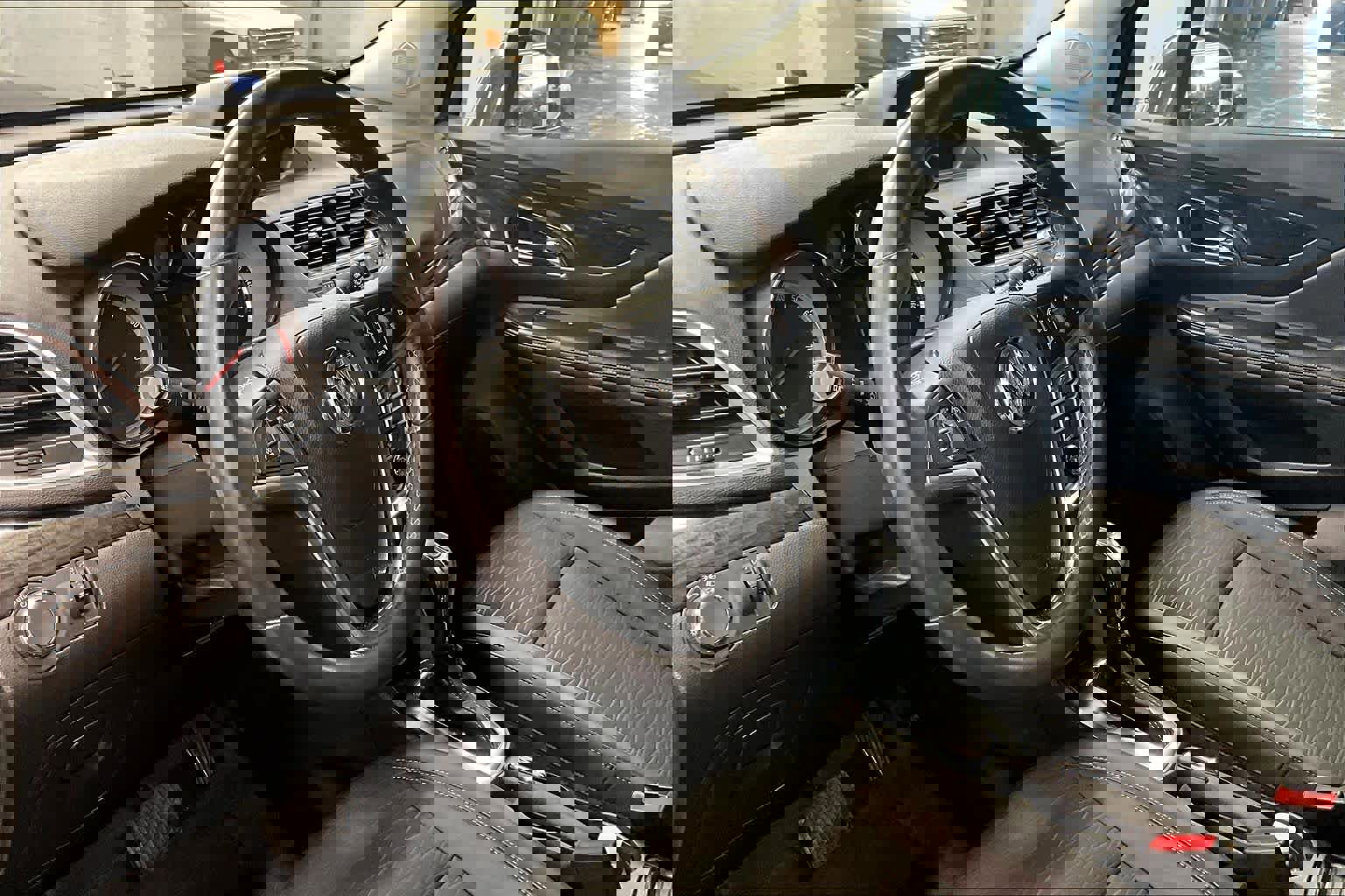 Used 2016 Buick Encore FWD image 17