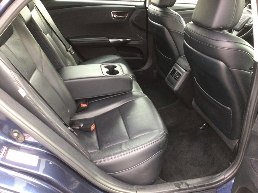 Used 2017 Toyota Avalon XLE Premium w/ All Weather Liner Package FWD image 22