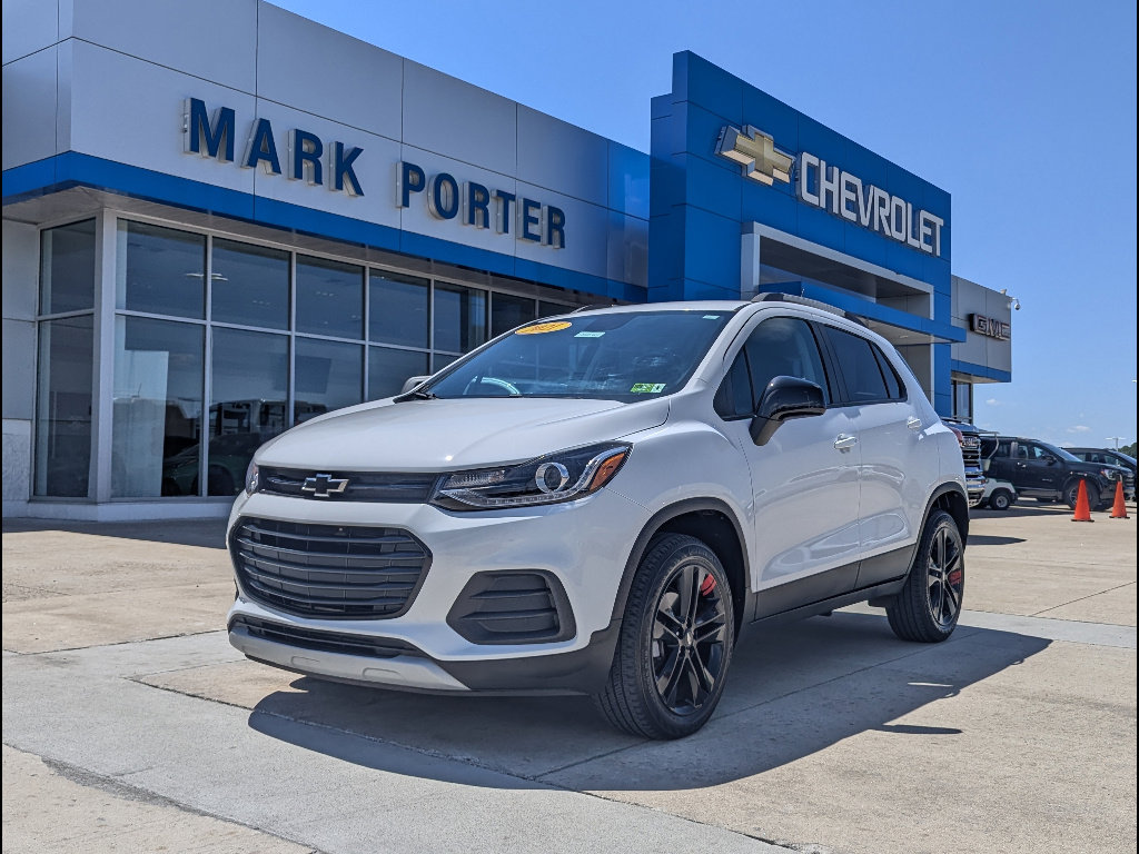 Used 2021 Chevrolet Trax LT w/ Redline Edition AWD/4WD image 1