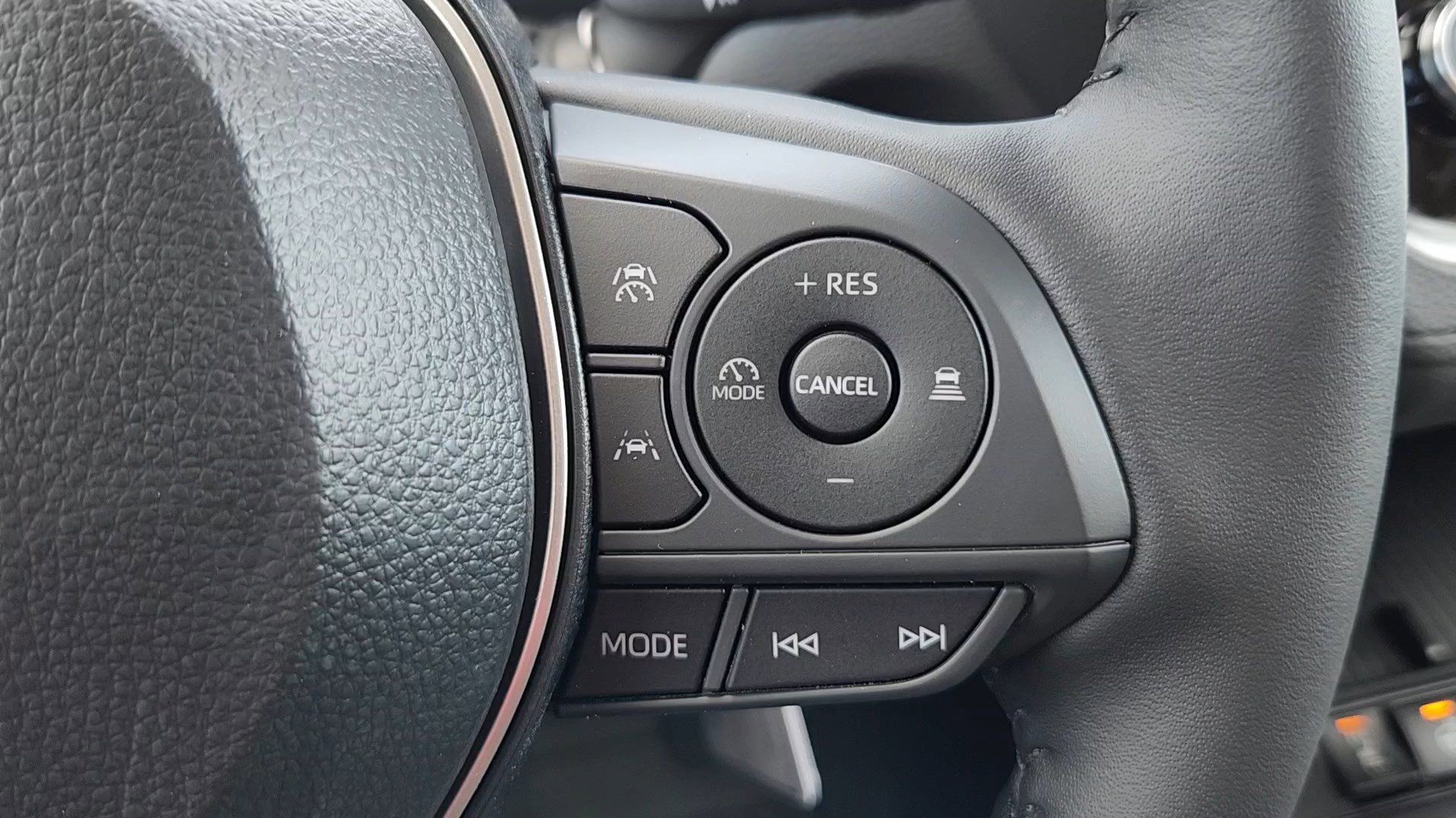 New 2026 Toyota Corolla Cross XLE image 13