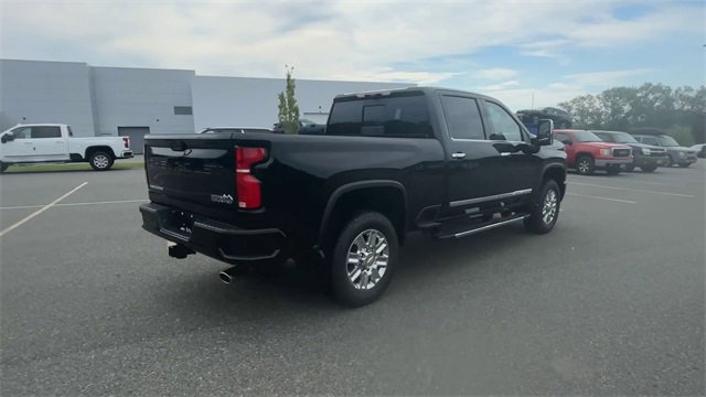 New 2025 Chevrolet Silverado 2500 High Country w/ Technology Package image 8