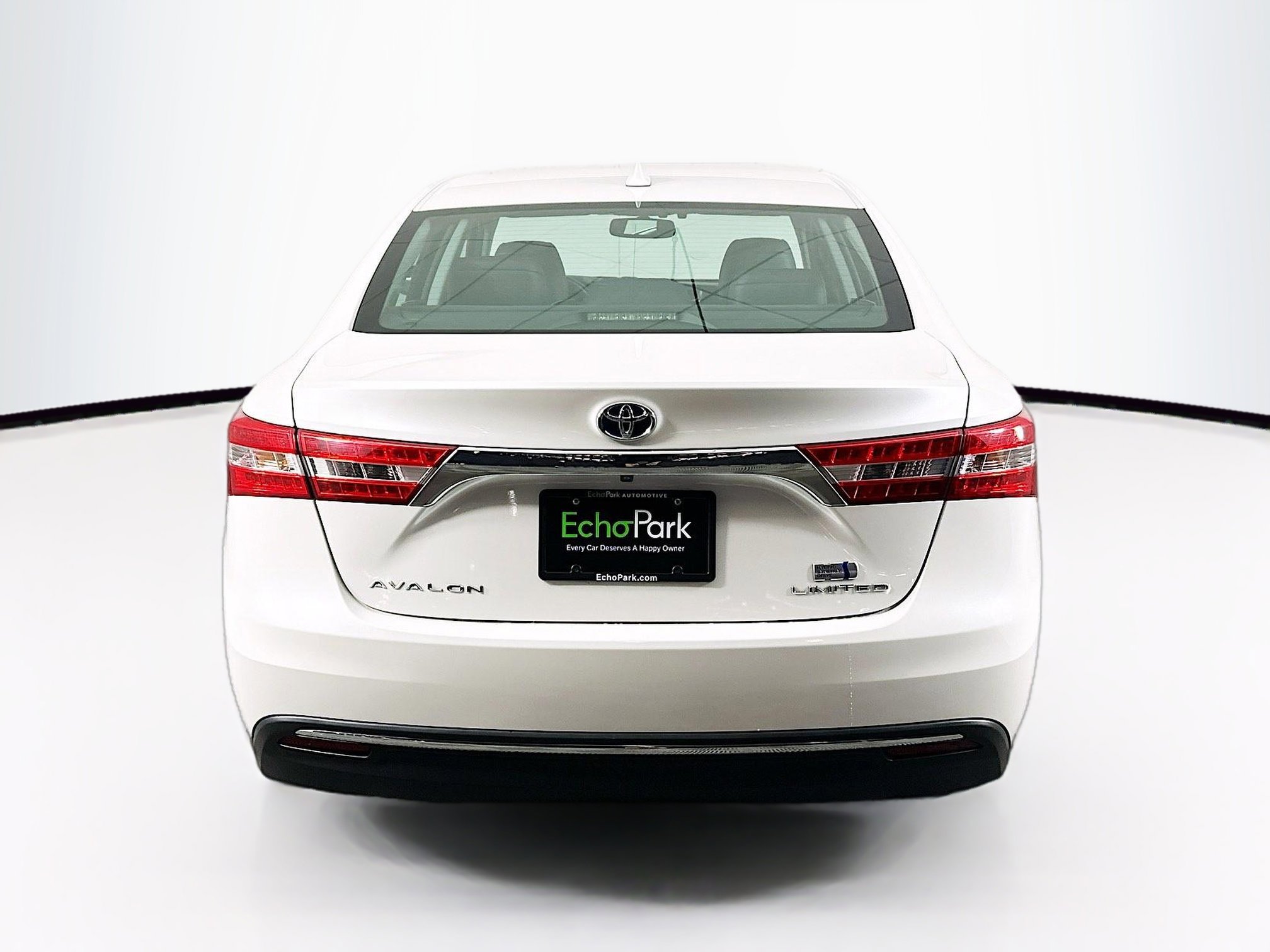 Used 2014 Toyota Avalon Limited image 7