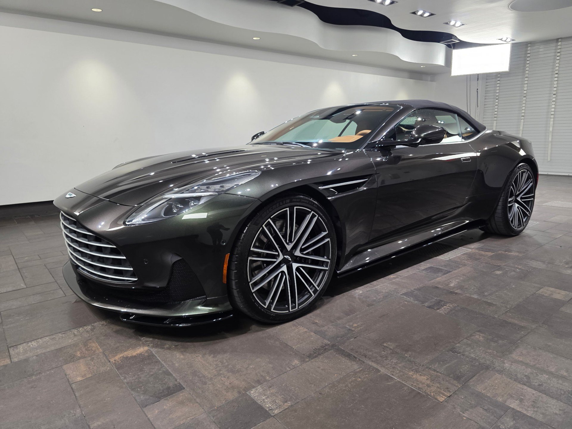 New 2026 Aston Martin DB12 Convertible RWD image 23
