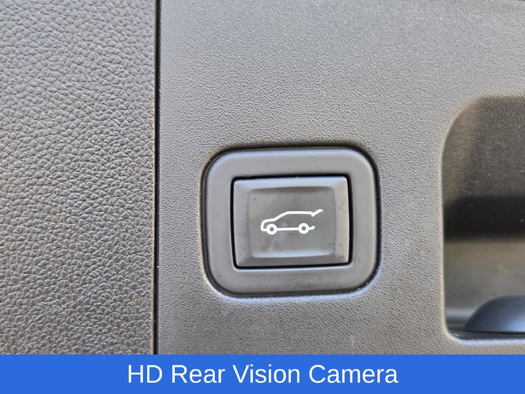 Used 2023 Cadillac XT4 Premium Luxury w/ Cold Weather Package FWD image 14