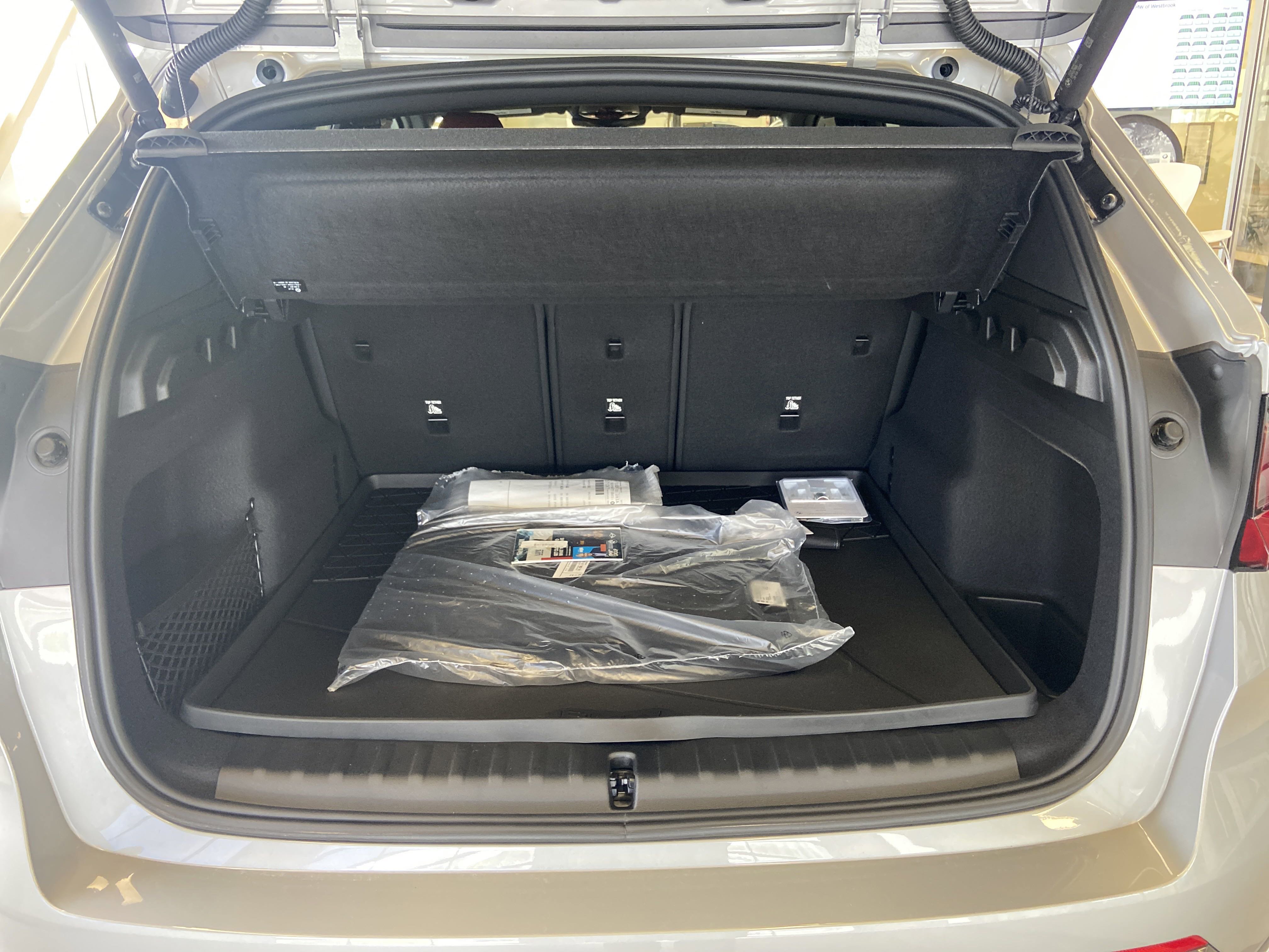 Used 2025 BMW X1 xDrive28i w/ Technology Package image 17