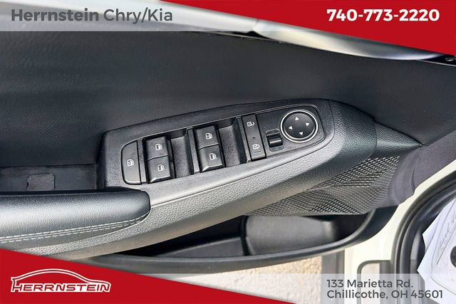 Used 2023 Kia Seltos EX AWD/4WD image 14