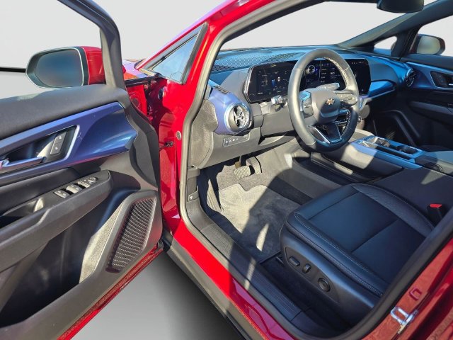 Used 2024 Chevrolet Equinox EV LT AWD/4WD image 20