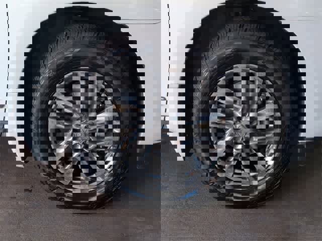 Used 2013 INFINITI JX35 w/ Premium Pkg image 14