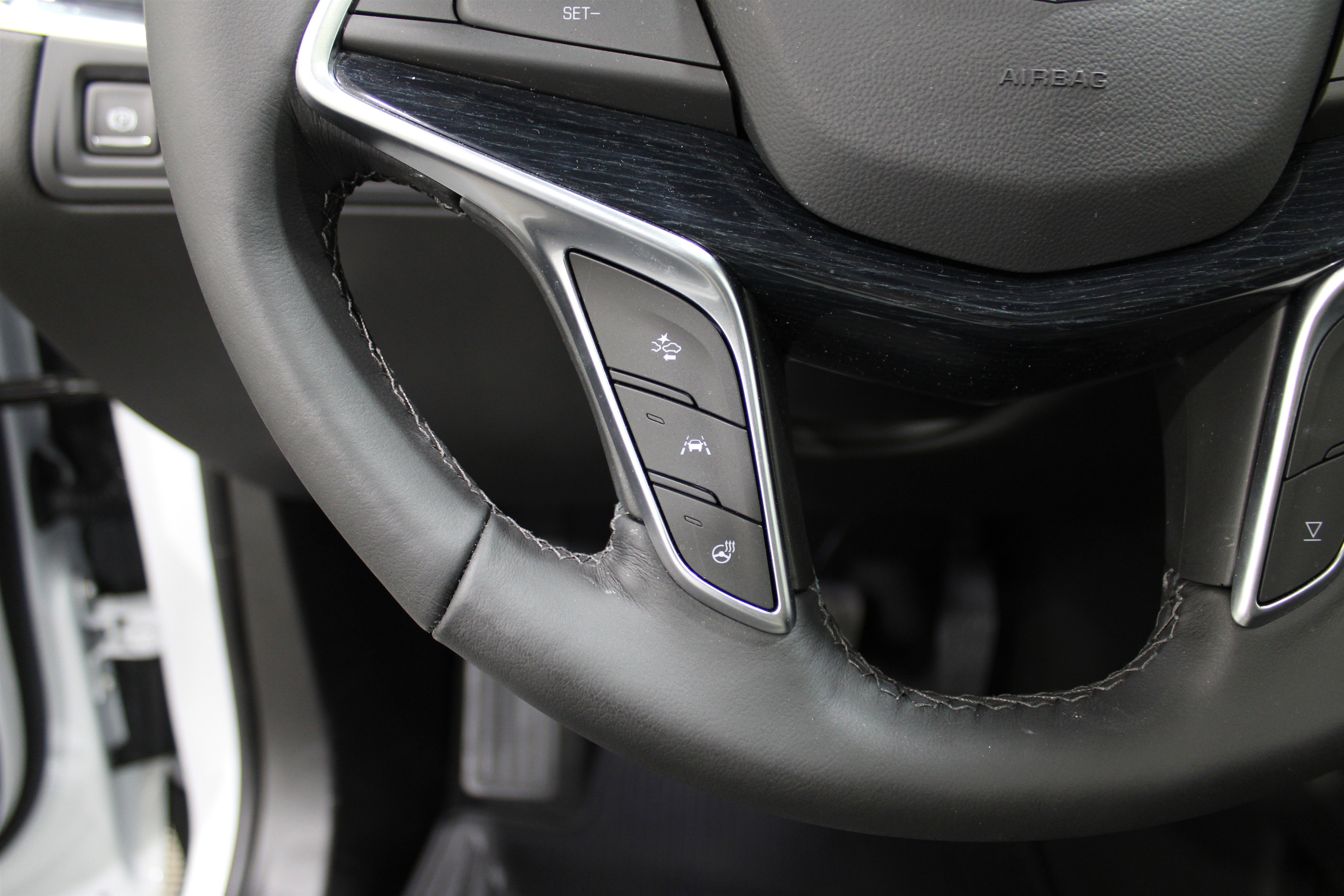 Certified 2024 Cadillac XT5 Premium Luxury w/ Technology Package image 13