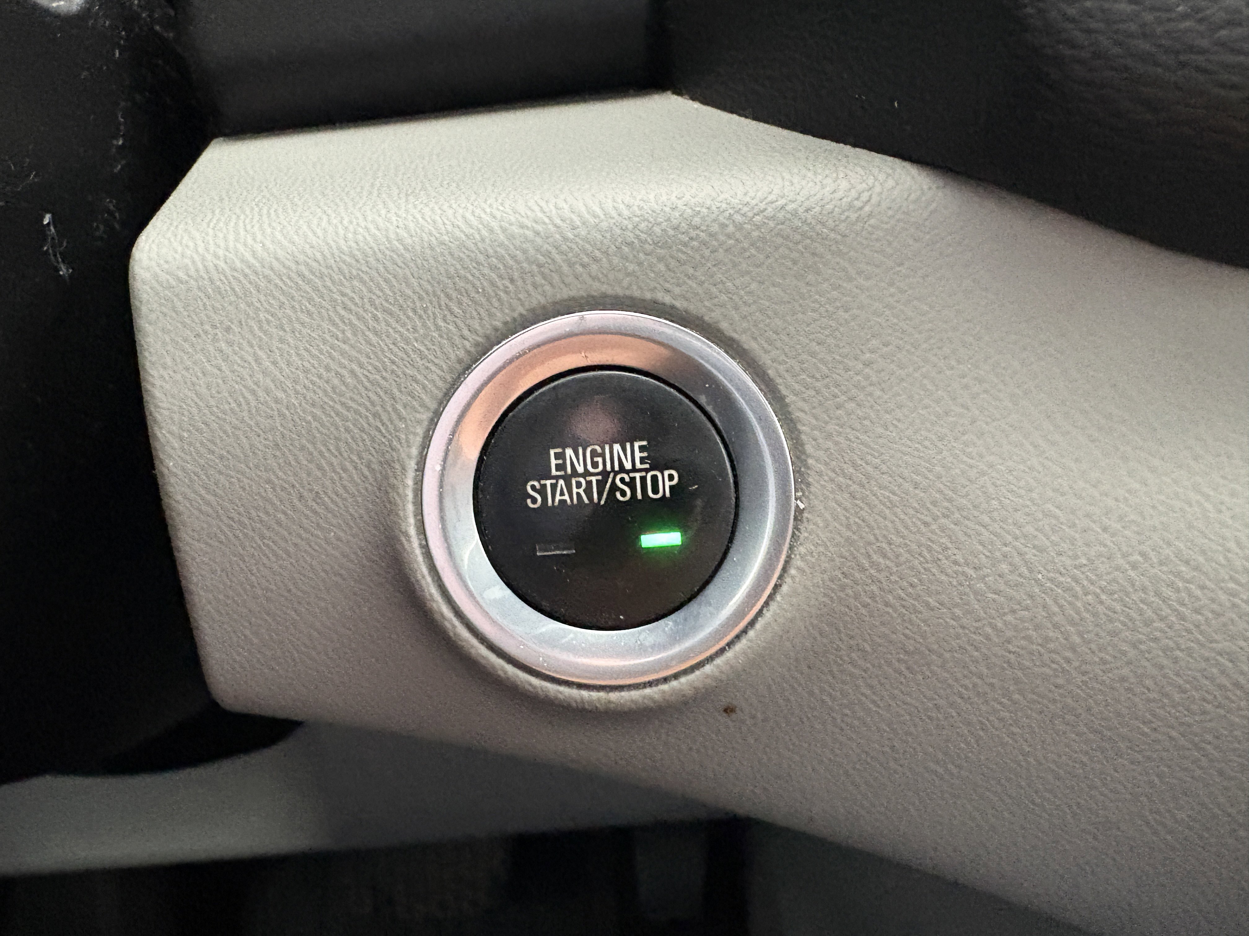 Used 2018 GMC Terrain SLT w/ Preferred Package FWD image 14