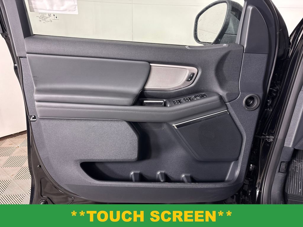 New 2026 Ford Expedition Active image 23