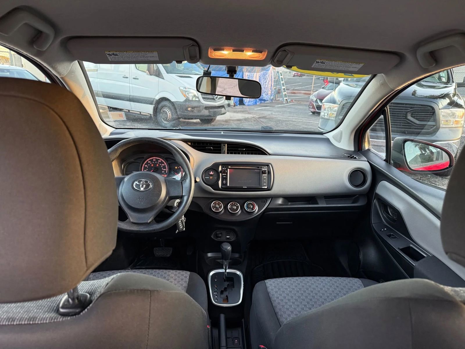 Used 2015 Toyota Yaris SE image 15