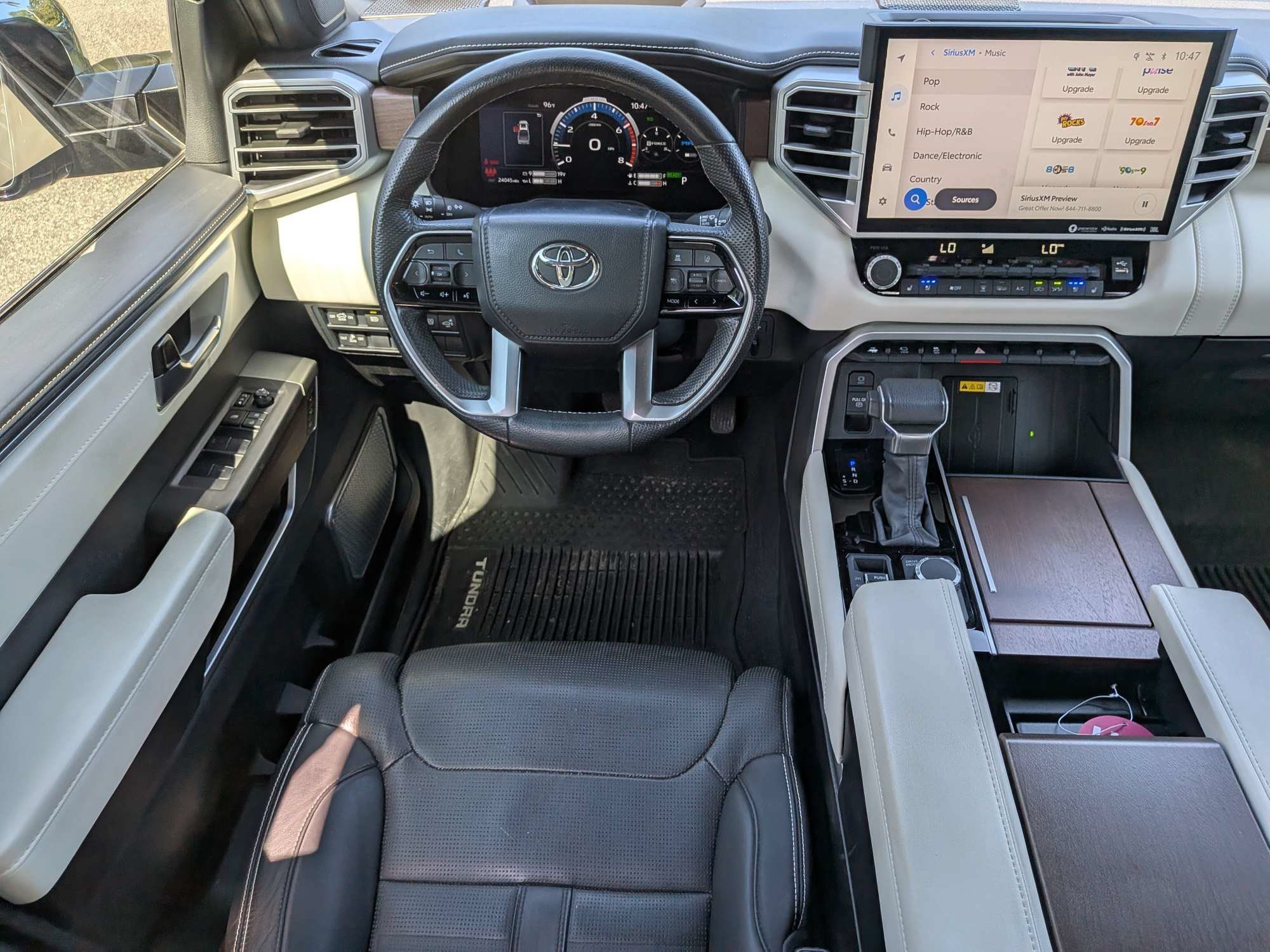 Used 2024 Toyota Tundra Capstone AWD/4WD image 17