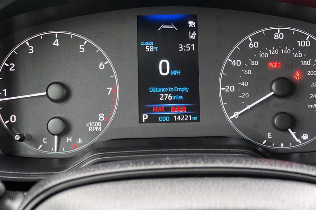 Certified 2025 Toyota Corolla LE image 27