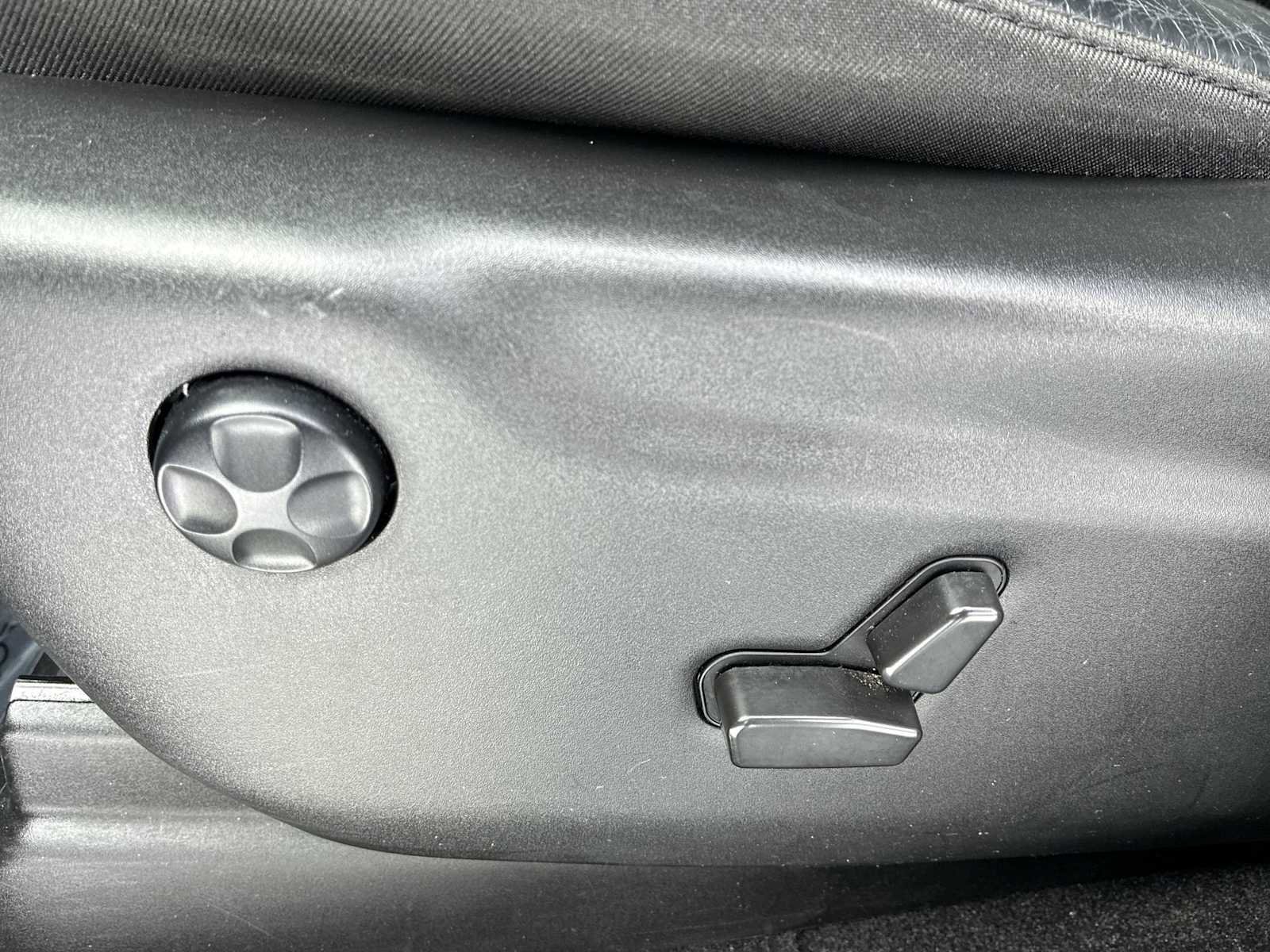 Certified 2022 Dodge Durango R/T w/ Tow 'N Go Package image 14