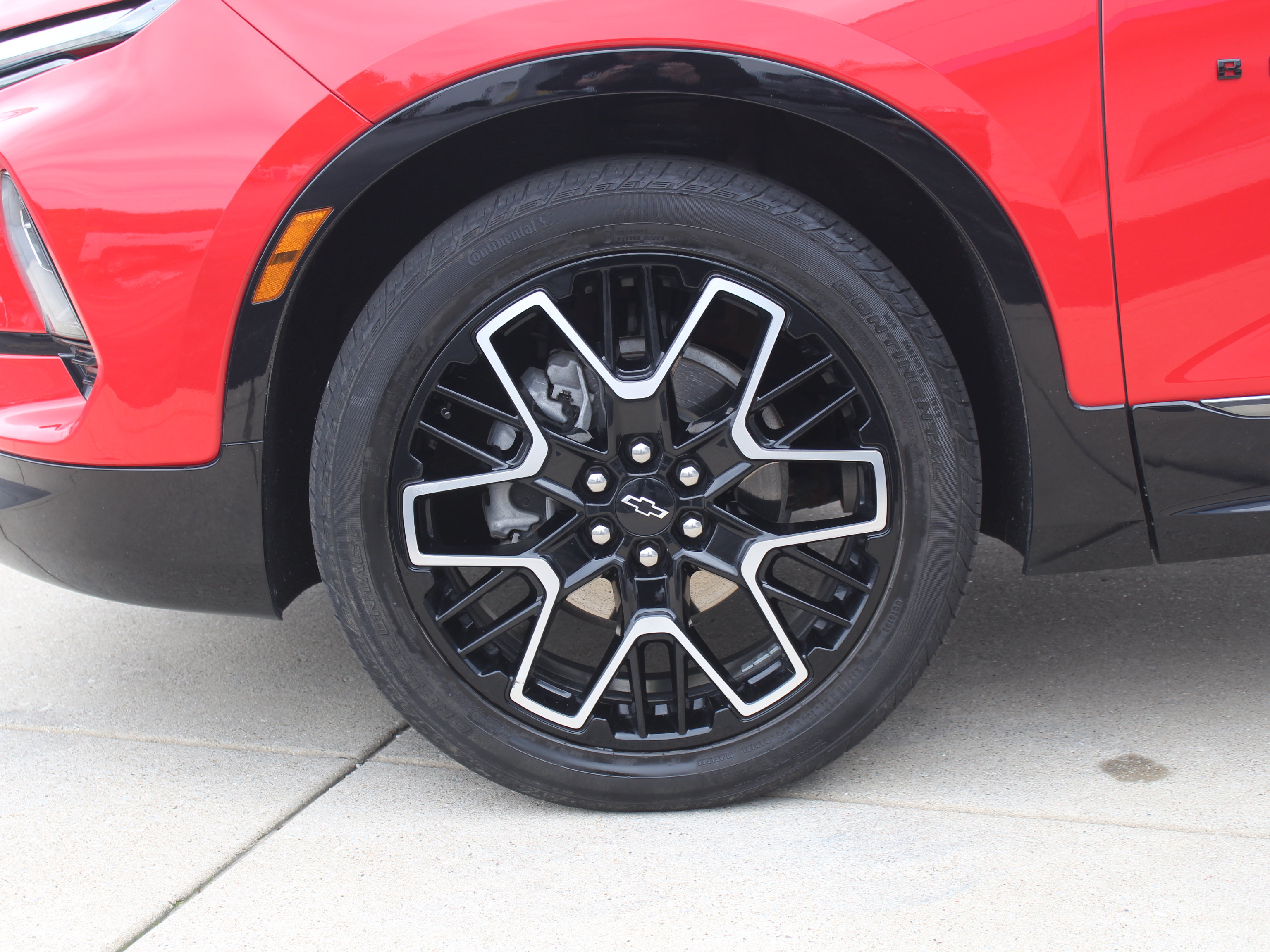 Used 2023 Chevrolet Blazer RS w/ Driver Confidence II Package AWD/4WD image 33