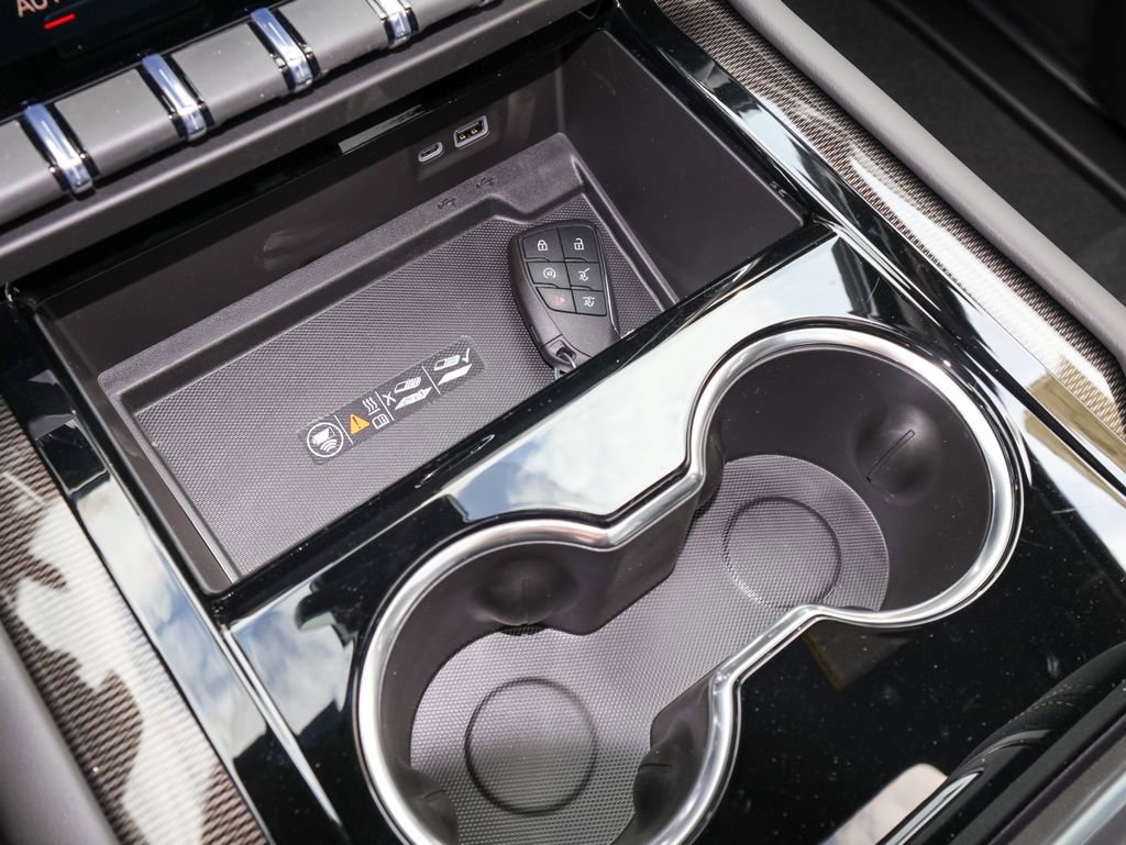 New 2026 GMC Yukon XL Elevation image 28