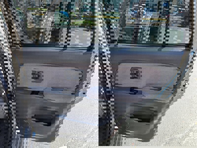 Used 2001 Toyota 4Runner SR5 image 46