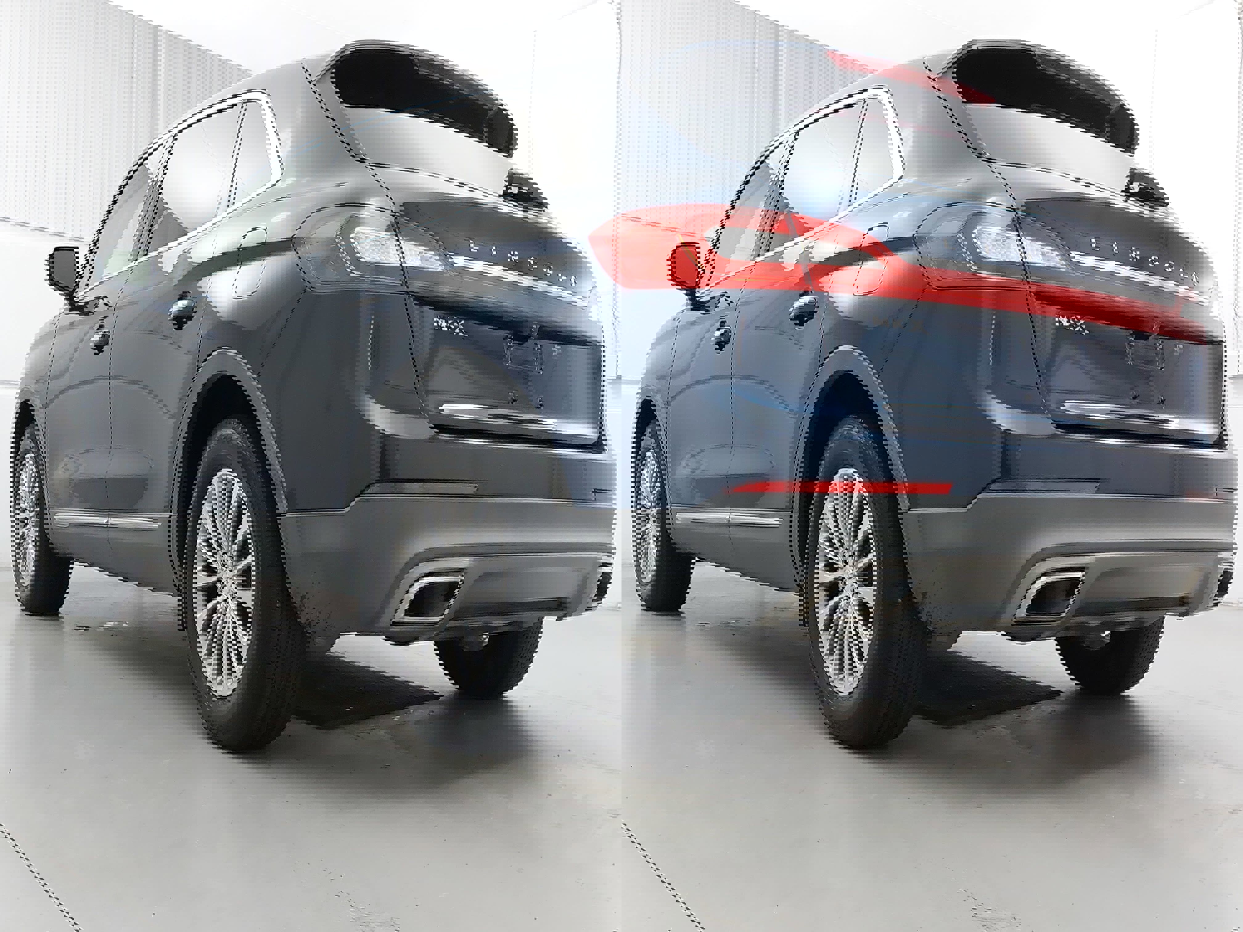 Used 2017 Lincoln MKX Select w/ Select Plus Package image 3