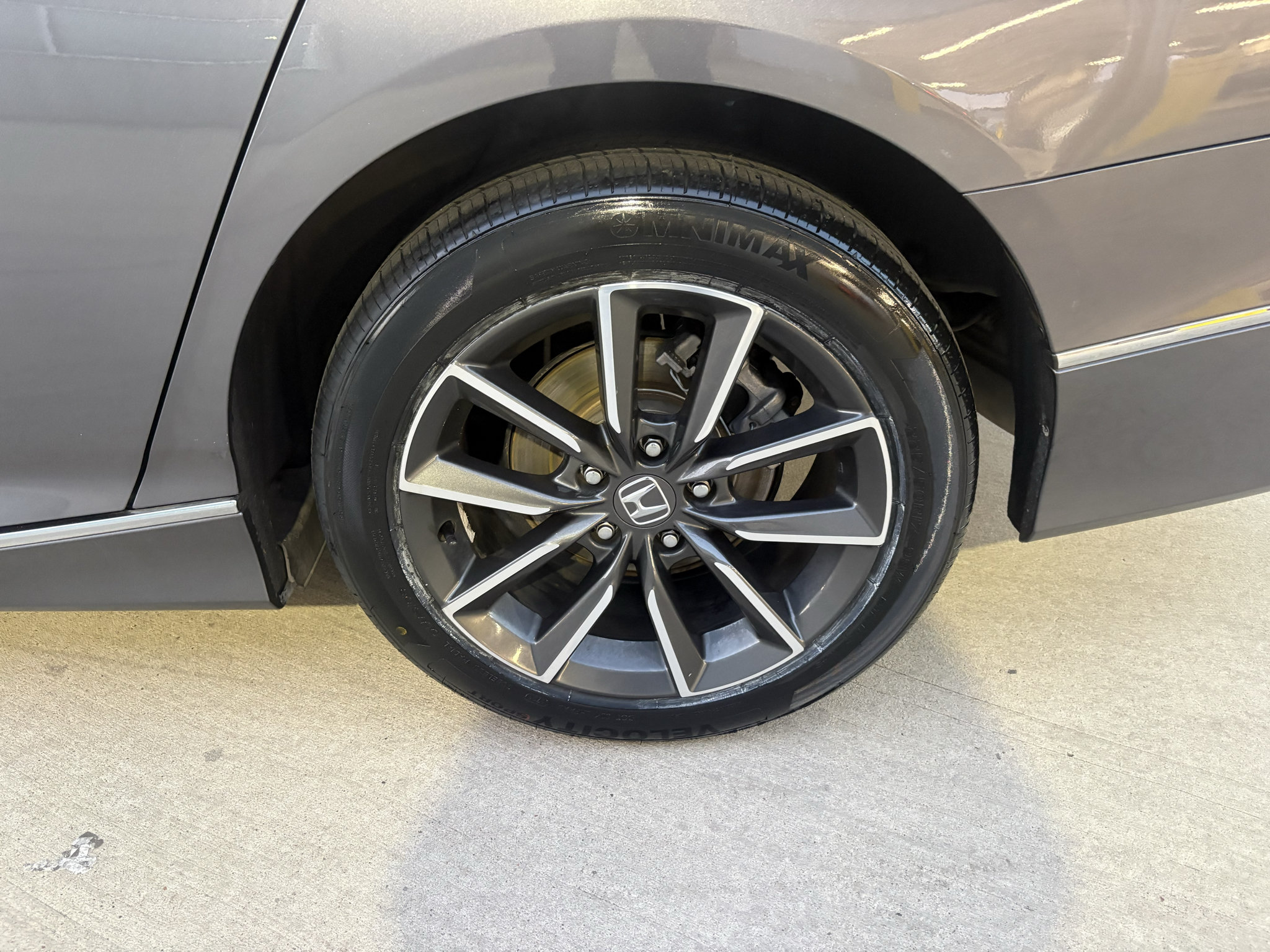 Used 2021 Honda Accord EX-L image 36