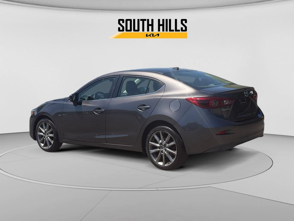 Used 2018 MAZDA MAZDA3 Grand Touring FWD image 3