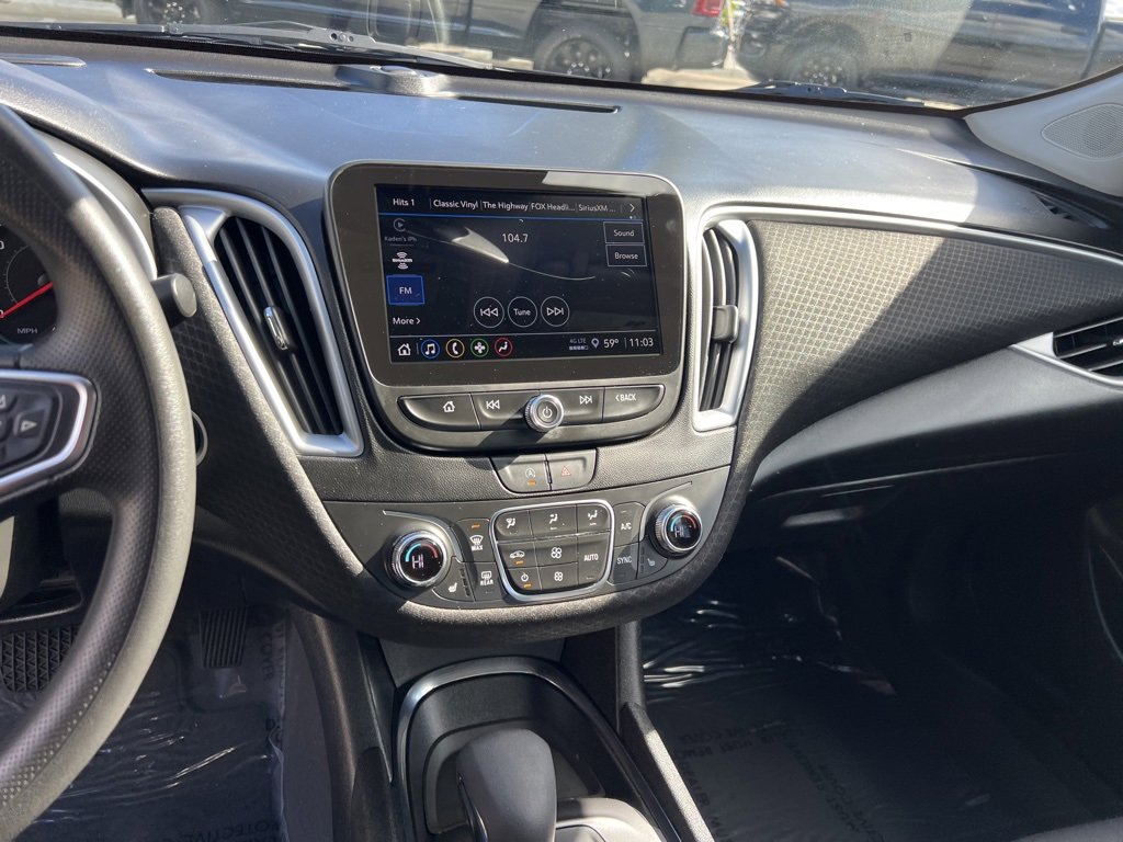 Used 2023 Chevrolet Malibu LT image 19