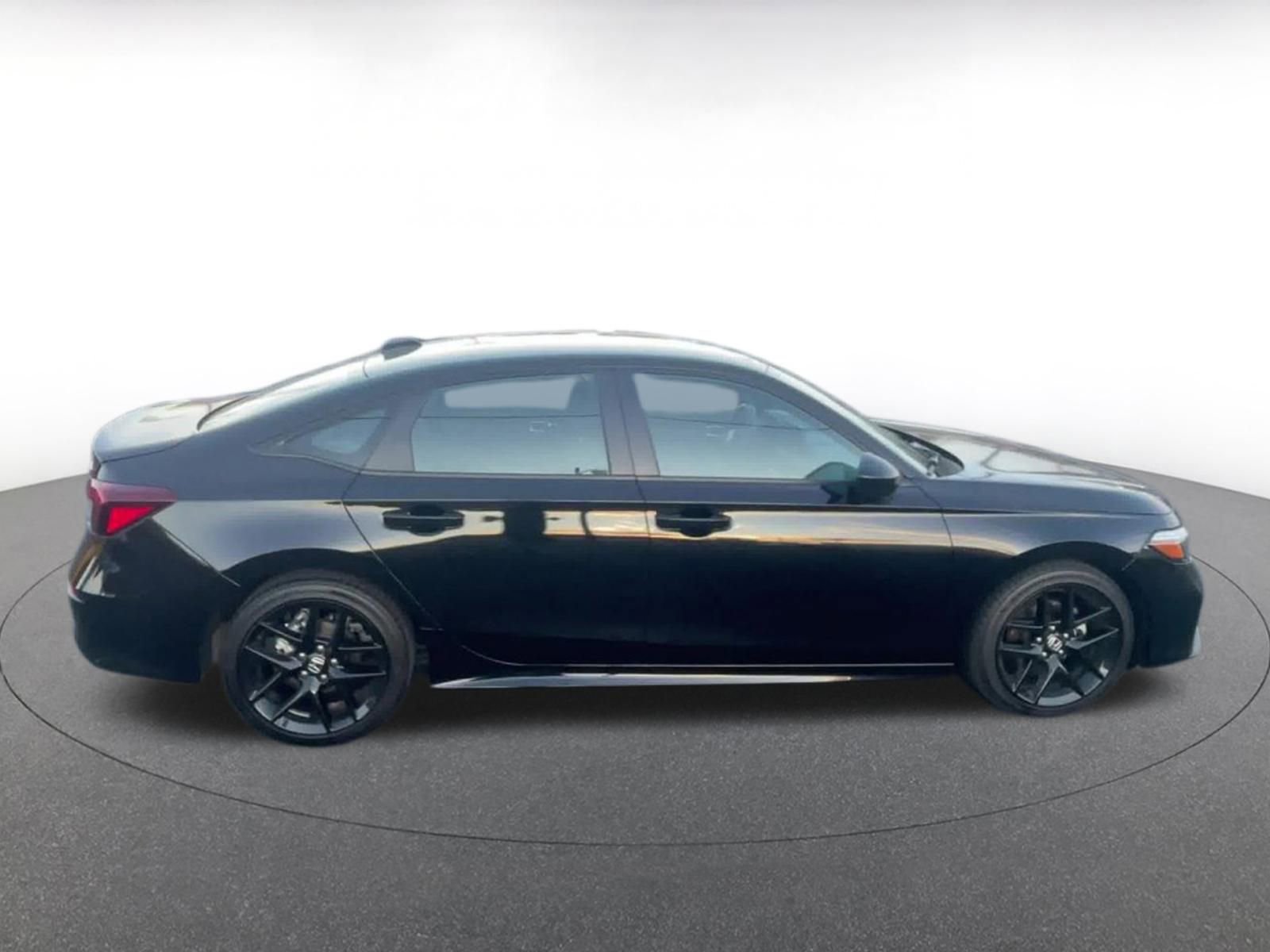 Used 2025 Honda Civic Sport image 16