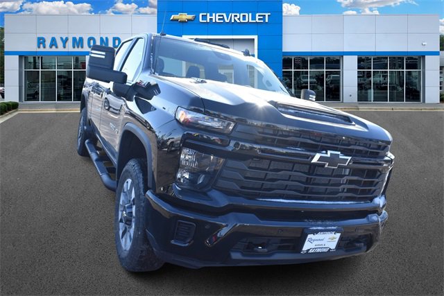 New 2026 Chevrolet Silverado 2500 Custom w/ Custom Value Package image 10