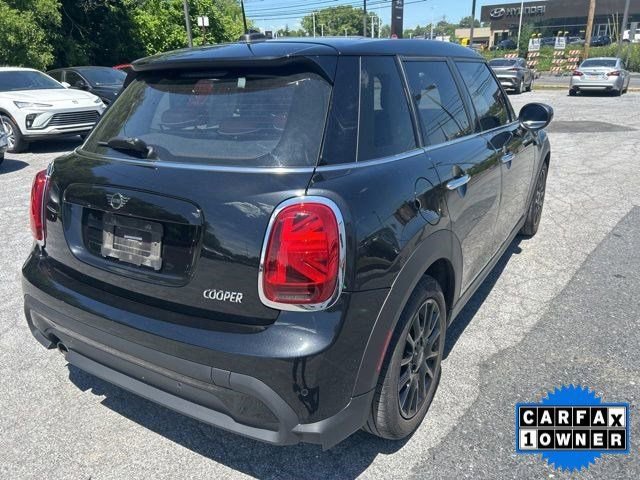 Used 2023 MINI Cooper 4-Door Hardtop w/ Signature Upholstery Package FWD image 5