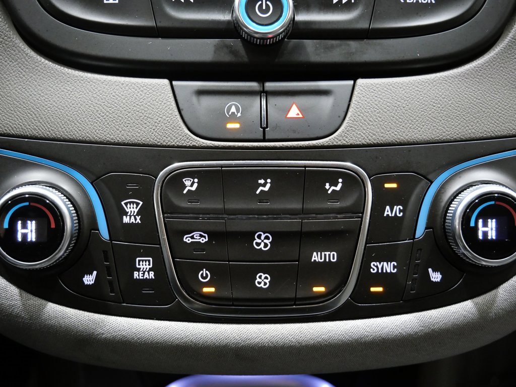 Used 2022 Chevrolet Malibu LT image 19