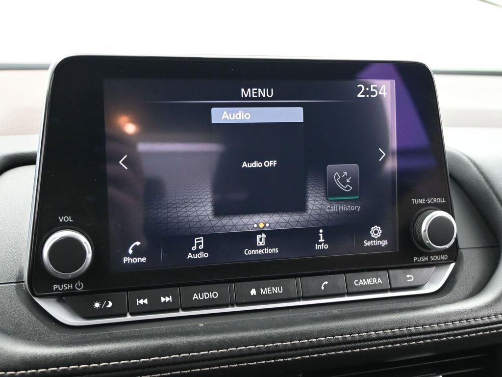 Used 2023 Nissan Rogue S image 23