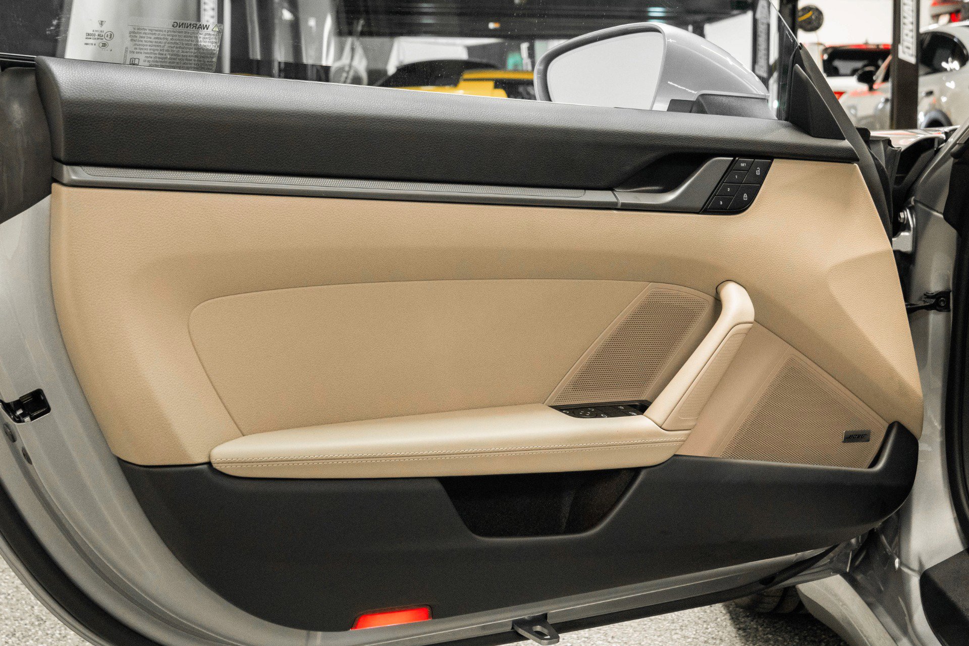 Used 2025 Porsche 911 Carrera image 34