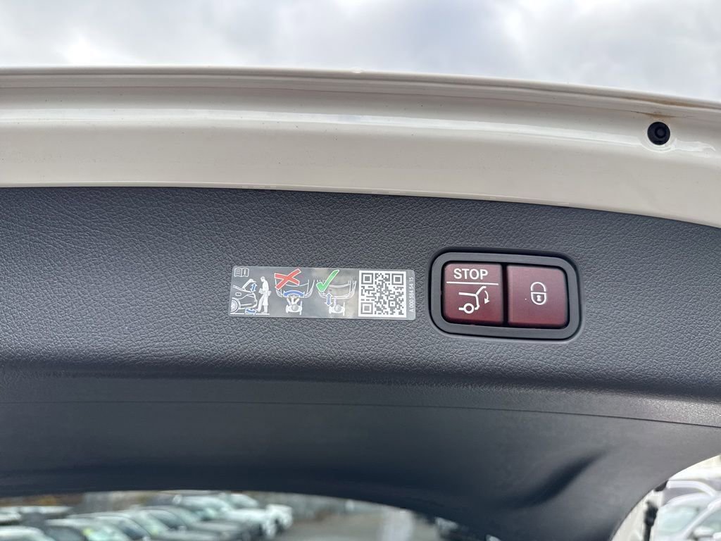 New 2026 Mercedes-Benz GLC 300 4MATIC image 29