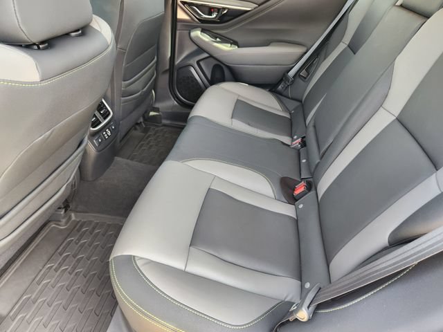 Certified 2025 Subaru Outback Onyx Edition XT AWD/4WD image 32